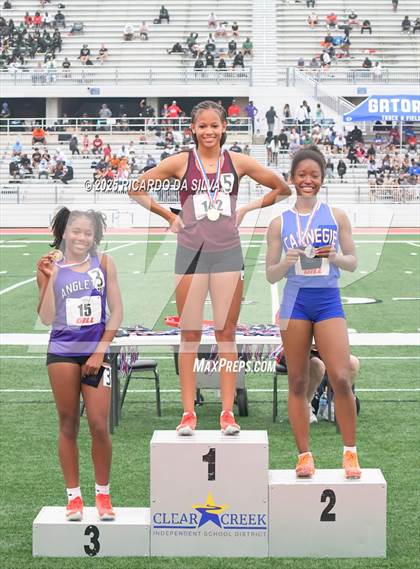 Thumbnail 1 in UIL 5A Track Region III Final (Medal Ceremony) photogallery.