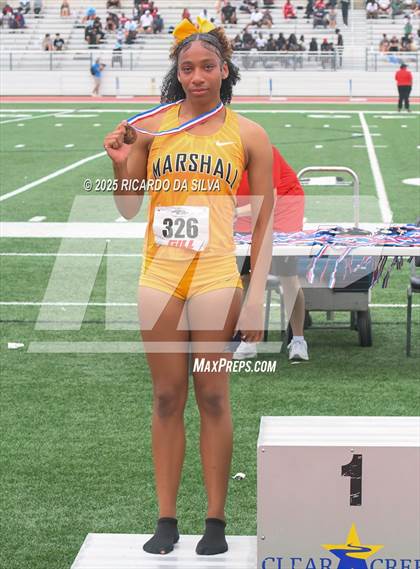 Thumbnail 3 in UIL 5A Track Region III Final (Medal Ceremony) photogallery.