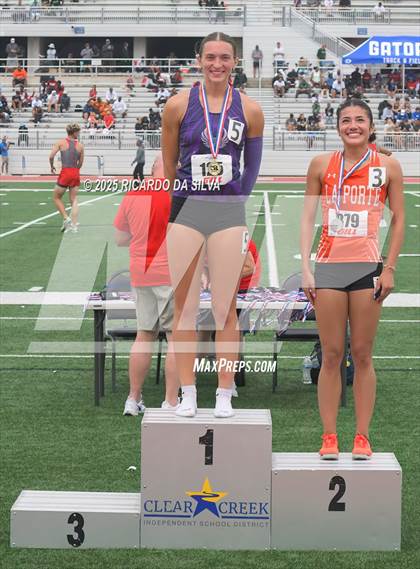 Thumbnail 1 in UIL 5A Track Region III Final (Medal Ceremony) photogallery.