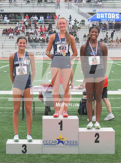Thumbnail 3 in UIL 5A Track Region III Final (Medal Ceremony) photogallery.