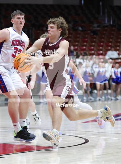 Thumbnail 3 in Morgan vs. Richfield (UHSAA 3A 5th / 6th Place) photogallery.