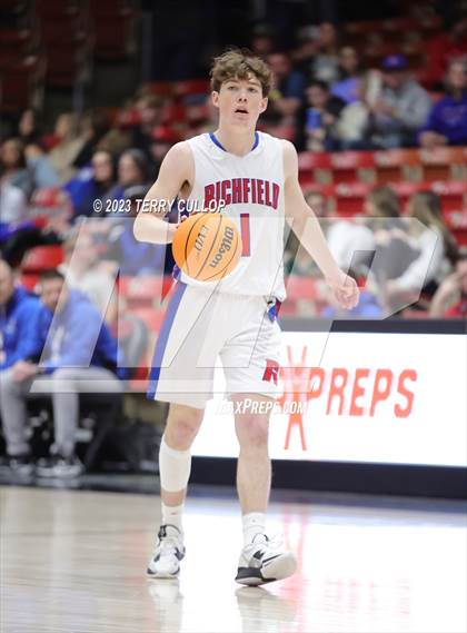 Thumbnail 3 in Morgan vs. Richfield (UHSAA 3A 5th / 6th Place) photogallery.