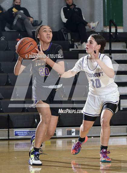 Thumbnail 2 in Lynwood vs. Piedmont (St. Mary's Stockton MLK Showcase) photogallery.