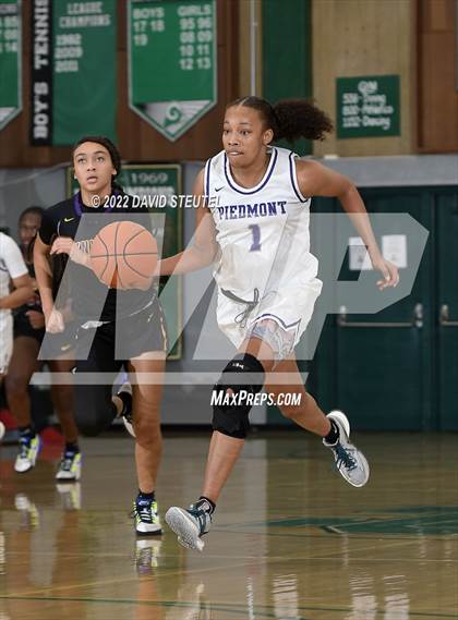 Thumbnail 3 in Lynwood vs. Piedmont (St. Mary's Stockton MLK Showcase) photogallery.