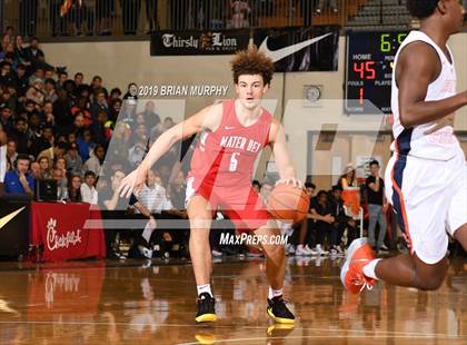 Thumbnail 2 in Mater Dei vs. Eastside Catholic (Les Schwab Invitational) photogallery.