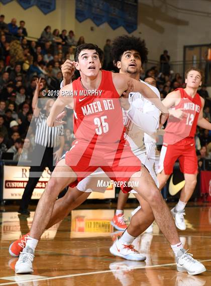 Thumbnail 1 in Mater Dei vs. Eastside Catholic (Les Schwab Invitational) photogallery.