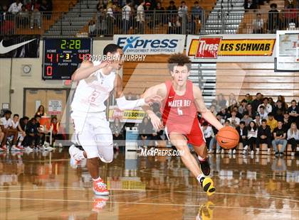 Thumbnail 2 in Mater Dei vs. Eastside Catholic (Les Schwab Invitational) photogallery.