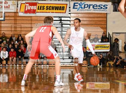 Thumbnail 2 in Mater Dei vs. Eastside Catholic (Les Schwab Invitational) photogallery.