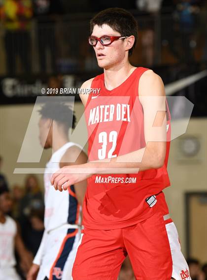 Thumbnail 2 in Mater Dei vs. Eastside Catholic (Les Schwab Invitational) photogallery.