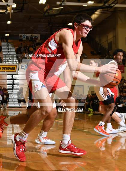 Thumbnail 3 in Mater Dei vs. Eastside Catholic (Les Schwab Invitational) photogallery.