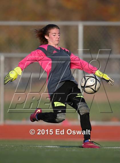 Thumbnail 2 in St. Vincent de Paul vs. Sonoma Academy (CIF NCS D3 Final) photogallery.