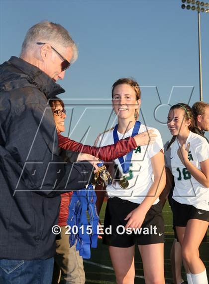 Thumbnail 3 in St. Vincent de Paul vs. Sonoma Academy (CIF NCS D3 Final) photogallery.
