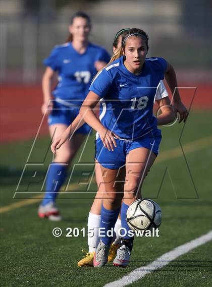 Thumbnail 3 in St. Vincent de Paul vs. Sonoma Academy (CIF NCS D3 Final) photogallery.