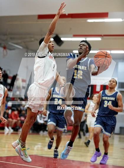 Thumbnail 2 in Burbank vs. West Campus (Cordova Christmas Classic) photogallery.