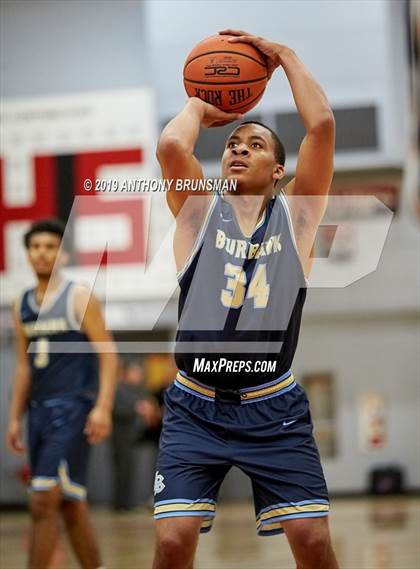 Thumbnail 3 in Burbank vs. West Campus (Cordova Christmas Classic) photogallery.