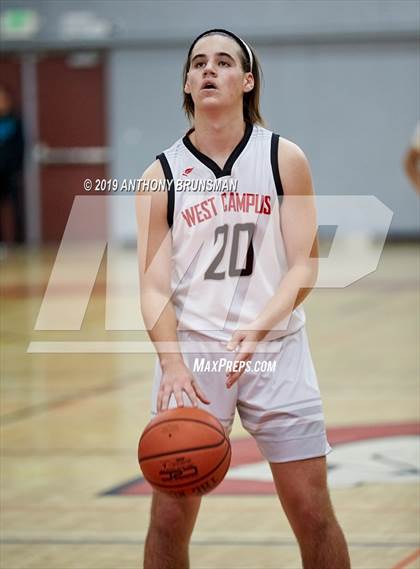 Thumbnail 2 in Burbank vs. West Campus (Cordova Christmas Classic) photogallery.