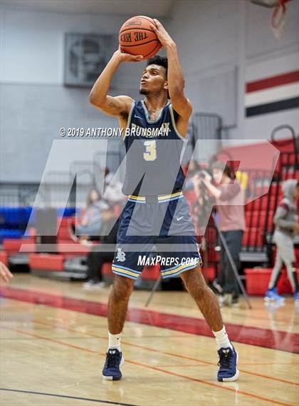 Thumbnail 2 in Burbank vs. West Campus (Cordova Christmas Classic) photogallery.