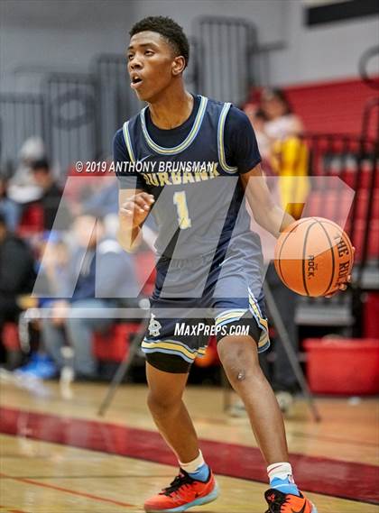 Thumbnail 2 in Burbank vs. West Campus (Cordova Christmas Classic) photogallery.