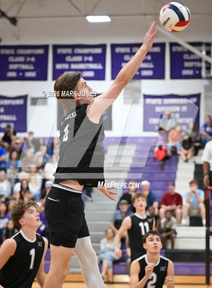 Thumbnail 3 in Thunderbird @ Northwest Christian photogallery.
