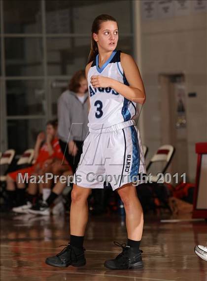Thumbnail 2 in Poly vs. Saugus (West Coast Holiday Classic) photogallery.