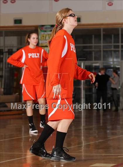 Thumbnail 2 in Poly vs. Saugus (West Coast Holiday Classic) photogallery.