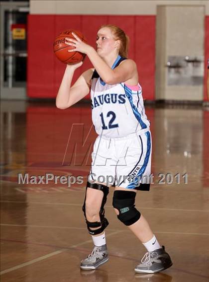 Thumbnail 3 in Poly vs. Saugus (West Coast Holiday Classic) photogallery.