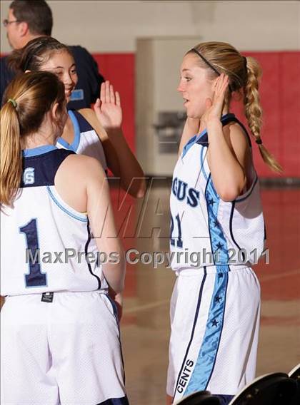 Thumbnail 3 in Poly vs. Saugus (West Coast Holiday Classic) photogallery.