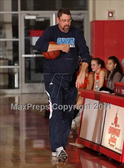 Thumbnail 2 in Poly vs. Saugus (West Coast Holiday Classic) photogallery.