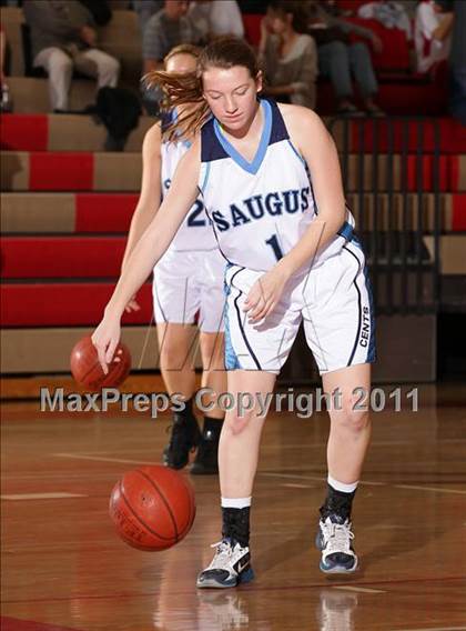 Thumbnail 2 in Poly vs. Saugus (West Coast Holiday Classic) photogallery.