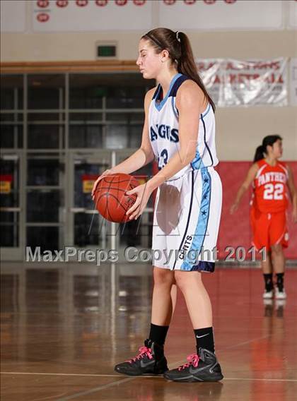 Thumbnail 2 in Poly vs. Saugus (West Coast Holiday Classic) photogallery.