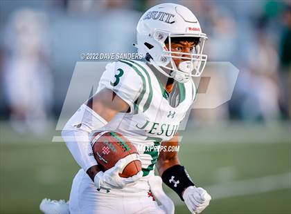 Thumbnail 3 in Strake Jesuit @ Fulshear photogallery.