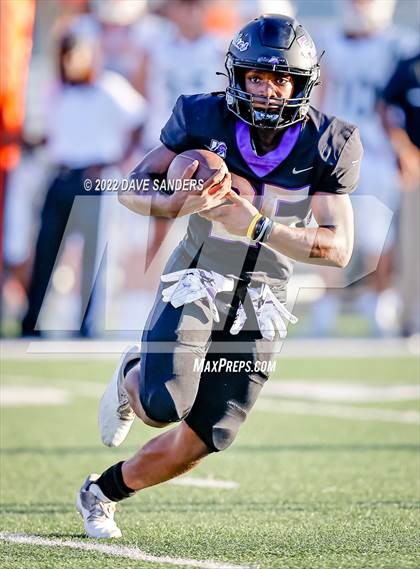 Thumbnail 3 in Strake Jesuit @ Fulshear photogallery.