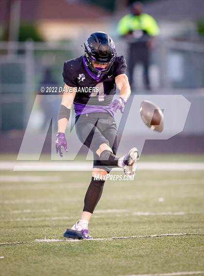 Thumbnail 3 in Strake Jesuit @ Fulshear photogallery.