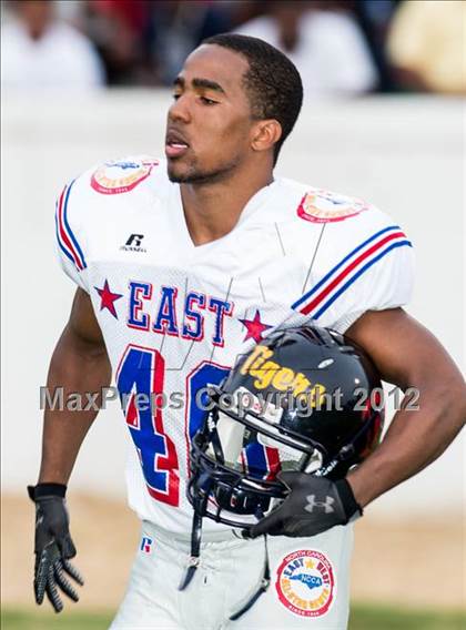 Thumbnail 3 in North Carolina Coaches Association All-Star Game (East vs West) photogallery.