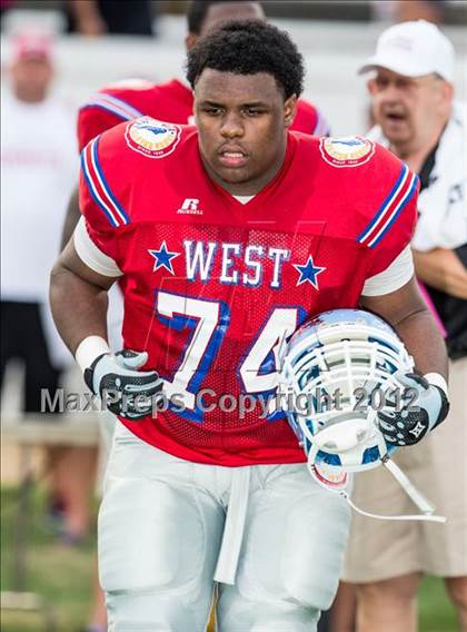 Thumbnail 2 in North Carolina Coaches Association All-Star Game (East vs West) photogallery.