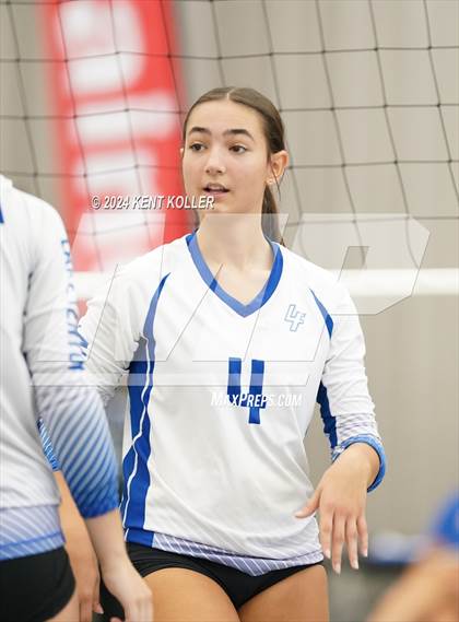 Thumbnail 3 in Lake Fenton vs. Utica Eisenhower (Motor City Power Series) photogallery.