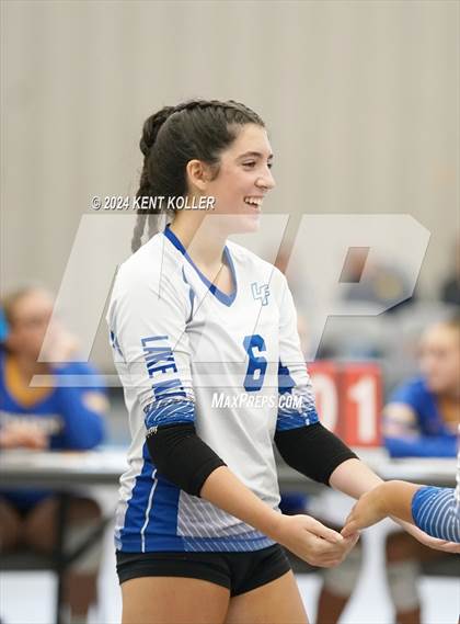 Thumbnail 1 in Lake Fenton vs. Utica Eisenhower (Motor City Power Series) photogallery.