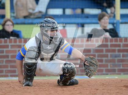 Thumbnail 3 in Assumption @ Vandebilt Catholic photogallery.