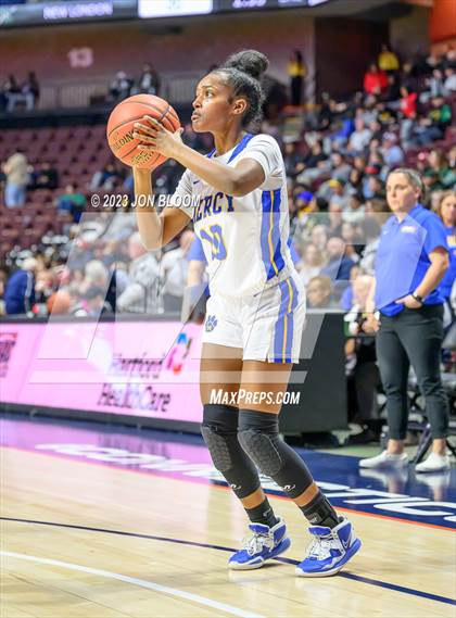 Thumbnail 2 in New London vs. Mercy (CIAC Class MM Final) photogallery.