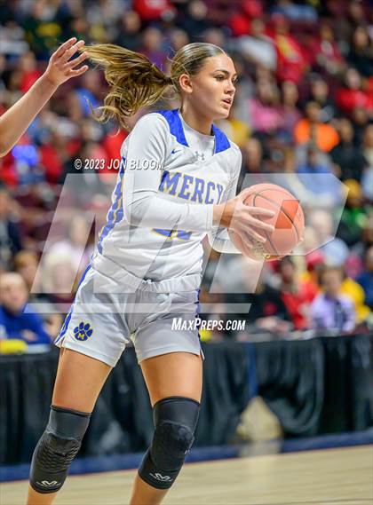 Thumbnail 2 in New London vs. Mercy (CIAC Class MM Final) photogallery.