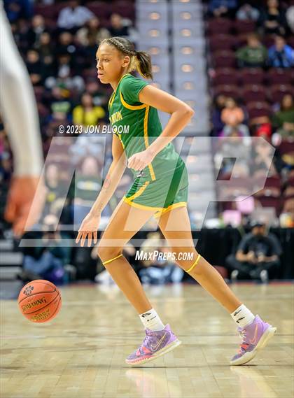 Thumbnail 3 in New London vs. Mercy (CIAC Class MM Final) photogallery.