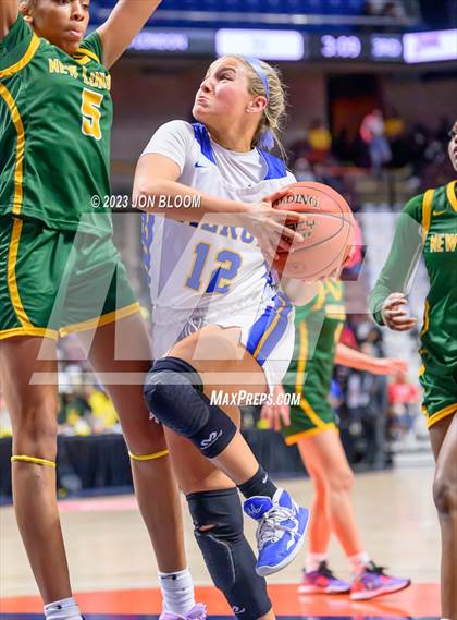 Thumbnail 3 in New London vs. Mercy (CIAC Class MM Final) photogallery.