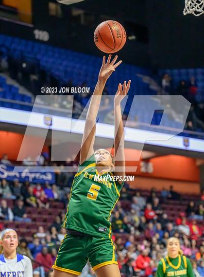Thumbnail 3 in New London vs. Mercy (CIAC Class MM Final) photogallery.