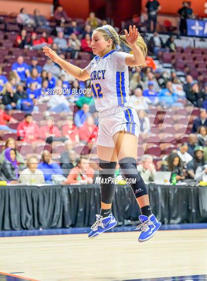 Thumbnail 3 in New London vs. Mercy (CIAC Class MM Final) photogallery.