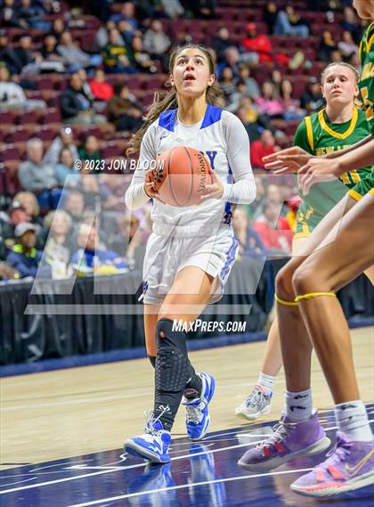 Thumbnail 1 in New London vs. Mercy (CIAC Class MM Final) photogallery.