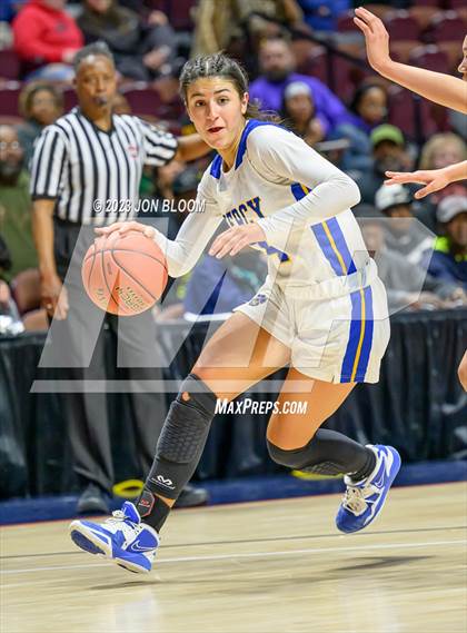 Thumbnail 2 in New London vs. Mercy (CIAC Class MM Final) photogallery.