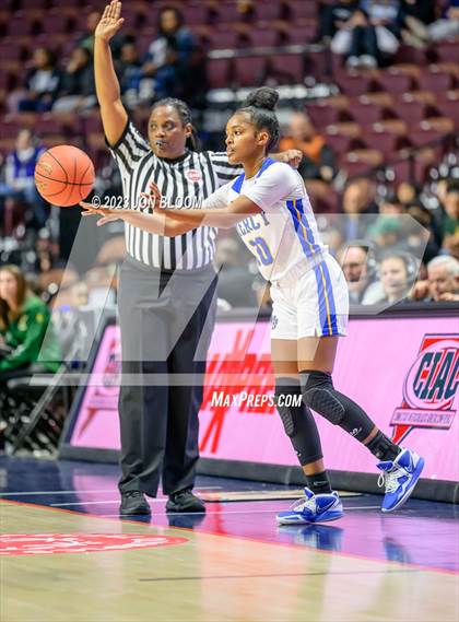 Thumbnail 2 in New London vs. Mercy (CIAC Class MM Final) photogallery.