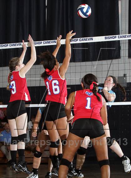 Thumbnail 1 in Chartiers Valley @ Canevin Catholic photogallery.