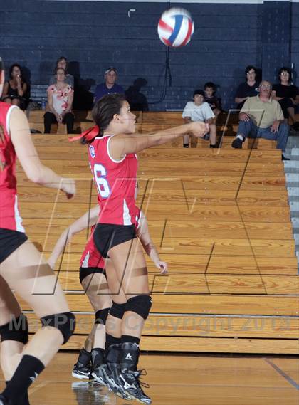 Thumbnail 1 in Chartiers Valley @ Canevin Catholic photogallery.