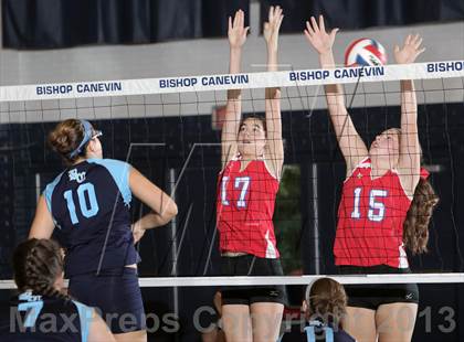 Thumbnail 1 in Chartiers Valley @ Canevin Catholic photogallery.